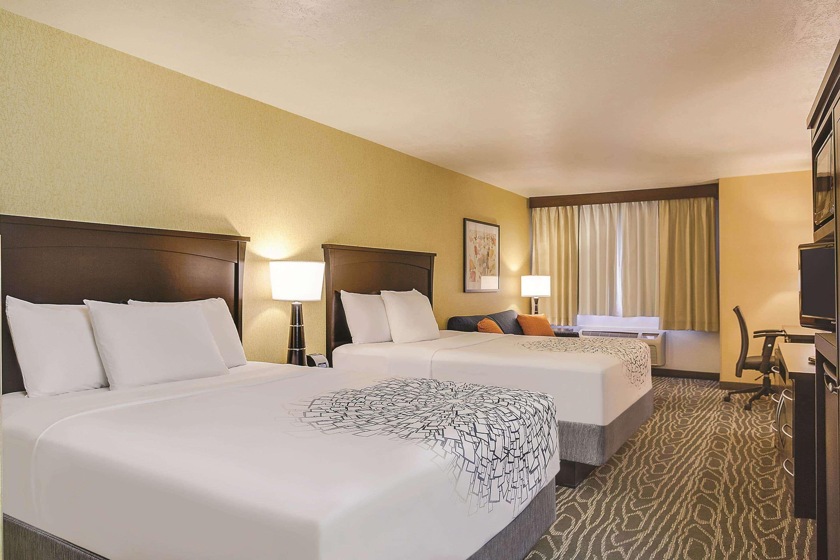 La Quinta By Wyndham Logan Hotell Eksteriør bilde