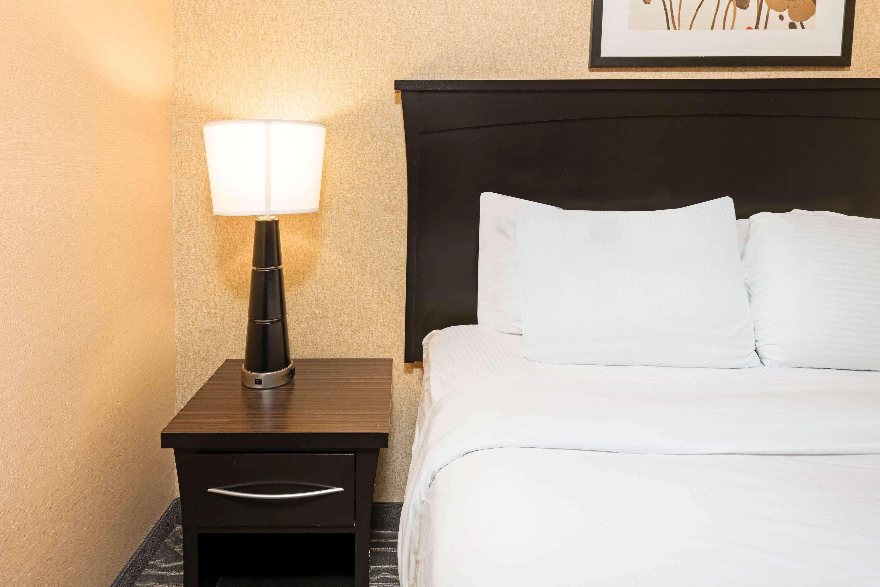 La Quinta By Wyndham Logan Hotell Eksteriør bilde