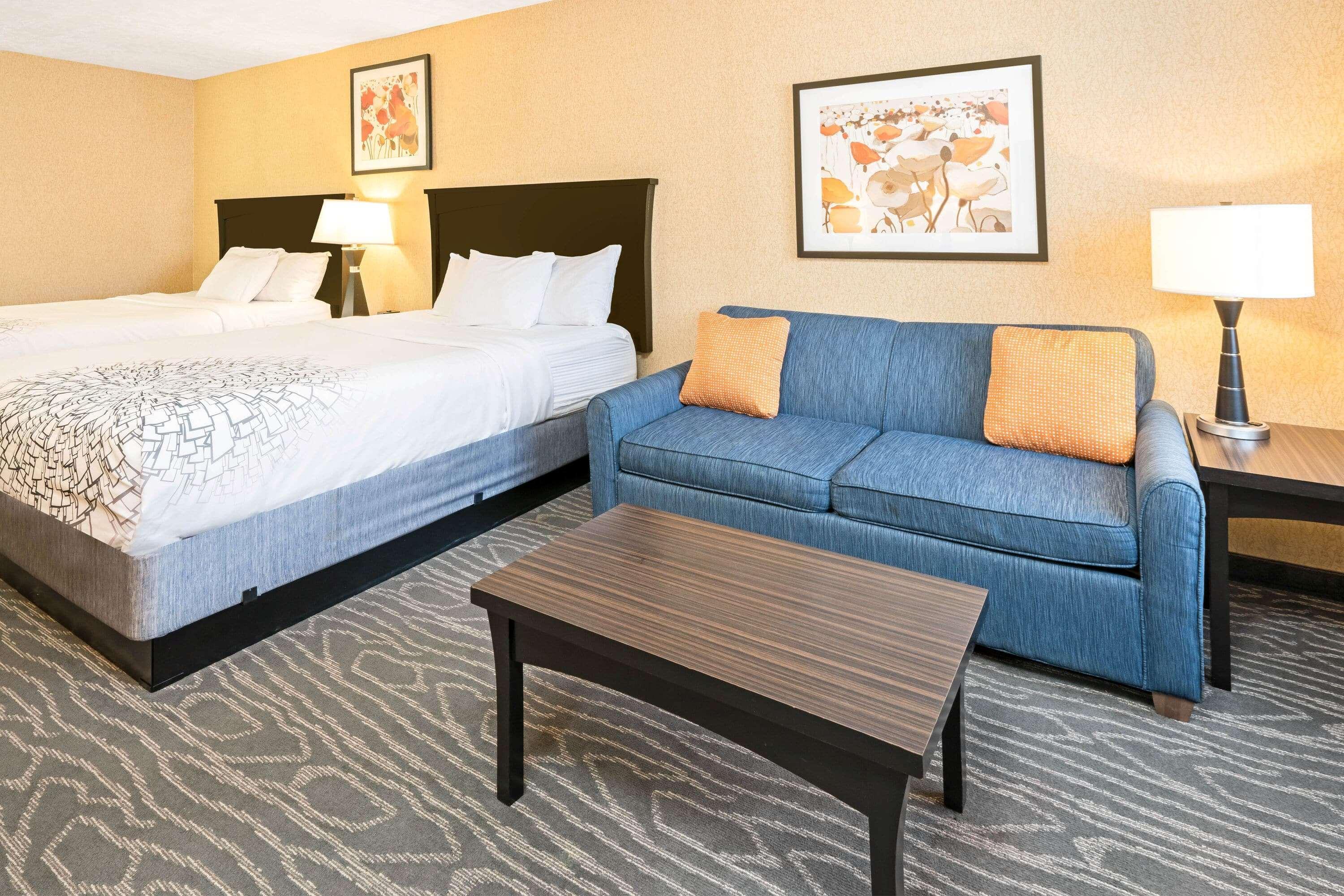 La Quinta By Wyndham Logan Hotell Eksteriør bilde